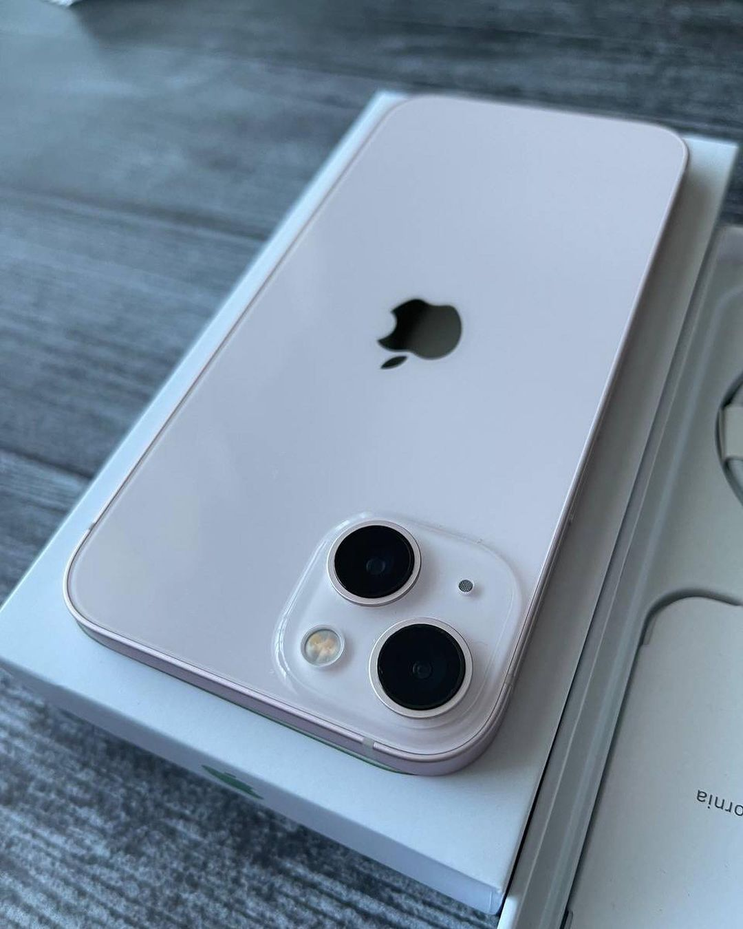 iPhone 14