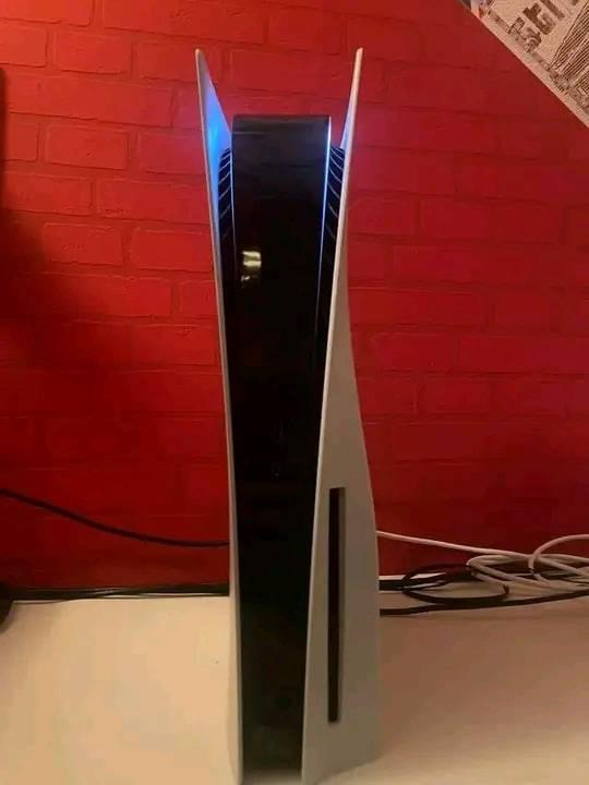 PlayStation 5 blue ray edition - Miniature 2
