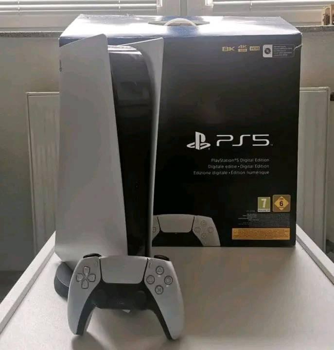 PlayStation 5 blue ray edition - Miniature 3