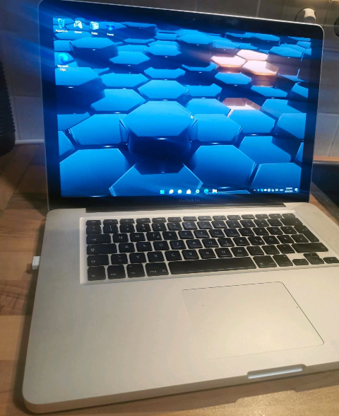 MacBook pro15