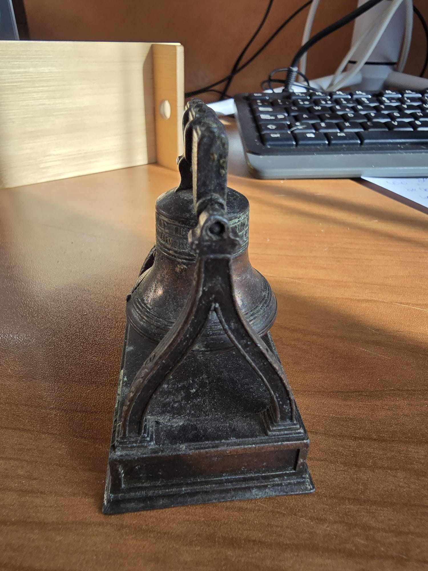 Taille-crayon commémoratif Liberty Bell 1776-1976 - Miniature 3