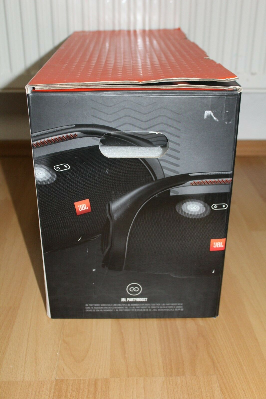 JBL bombox2
