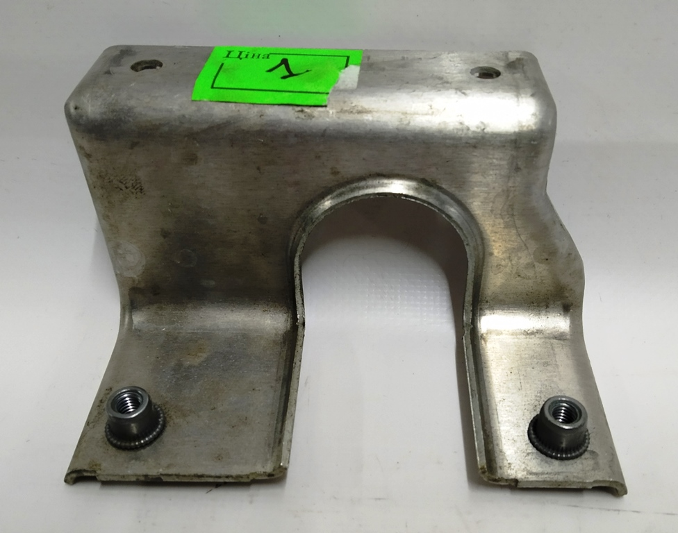 Support de valve pour système de refroidissement à 4 voies Tesla  1006146-00-A