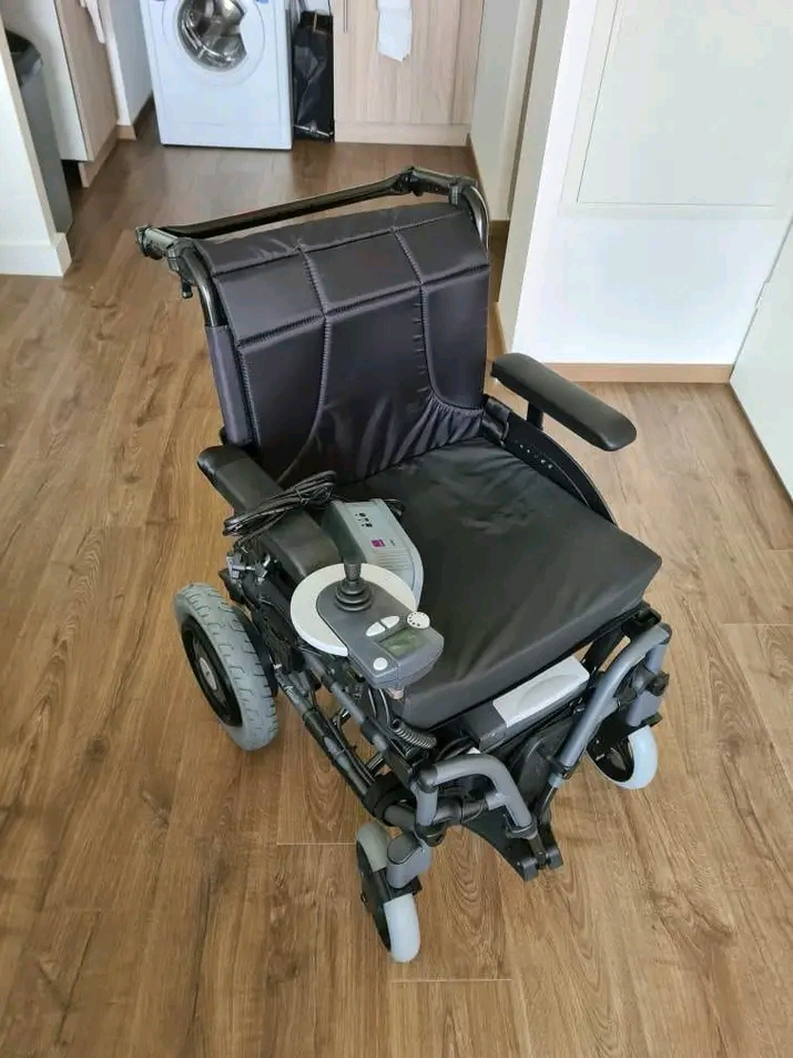 Fauteuil roulant électrique