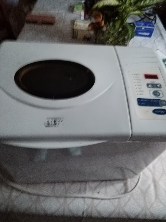 MACHINE A PAIN TOUS CUISON