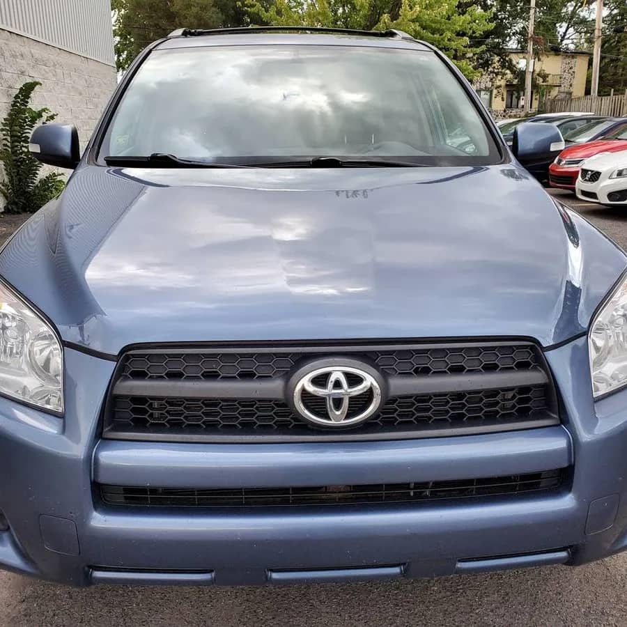 Vente de véhicules automobiles légers d'occasion