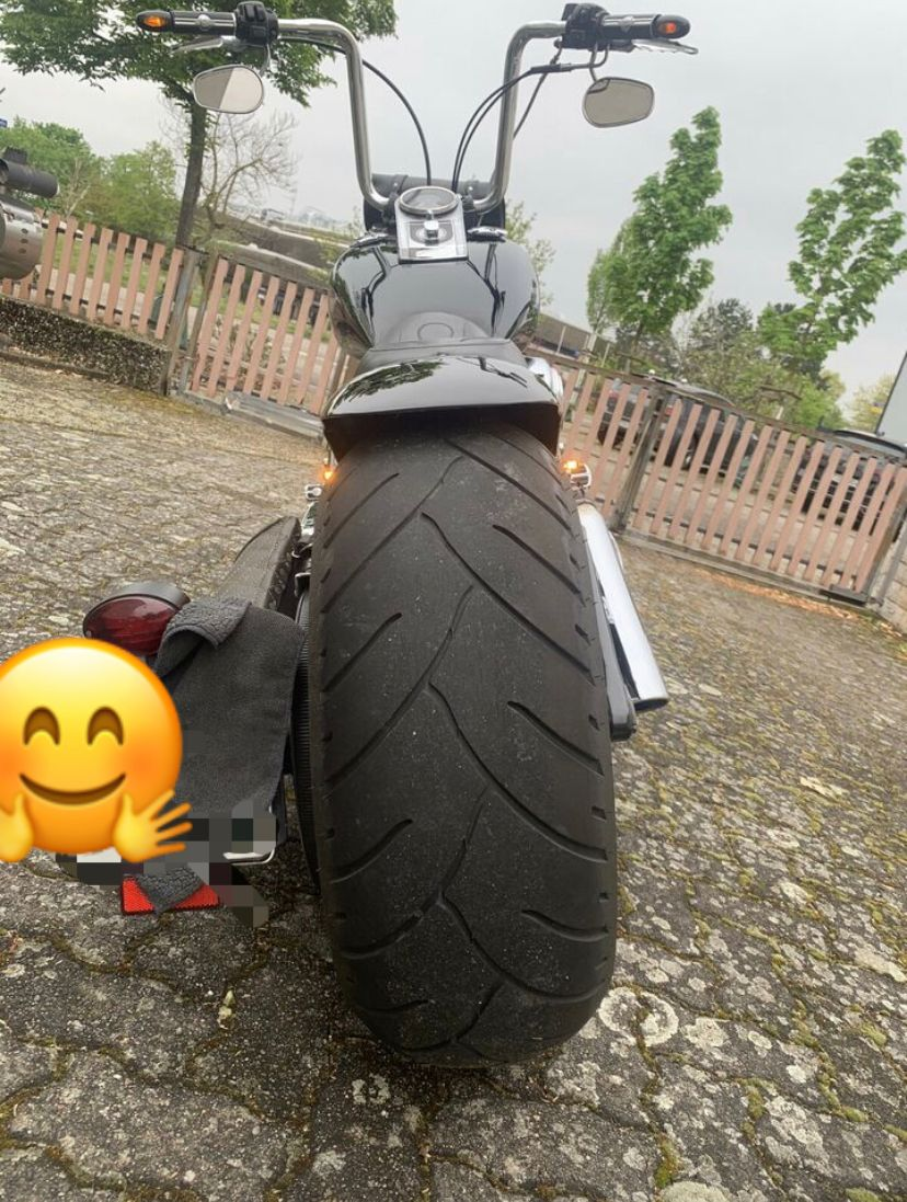 Harley-Davidson Softail - Miniature 7