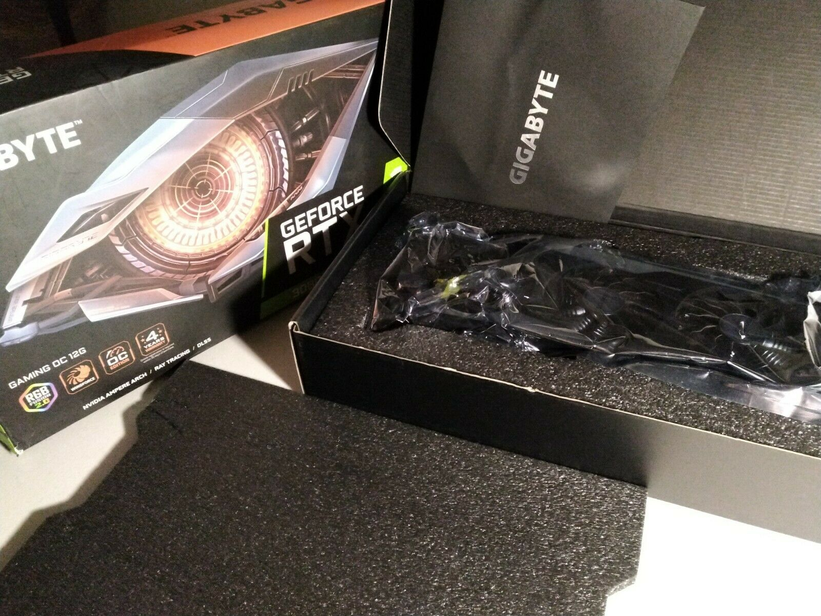 GIGABYTE-GeForce-RTX-3080-Ti-GAMING-OC-12GB