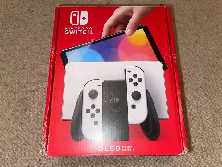 Switch oled Mario Édition