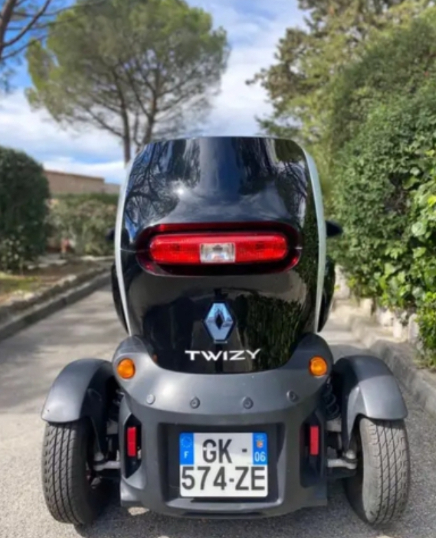 Voiture - Miniature 2
