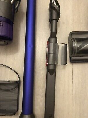 Dyson V11 Absolute