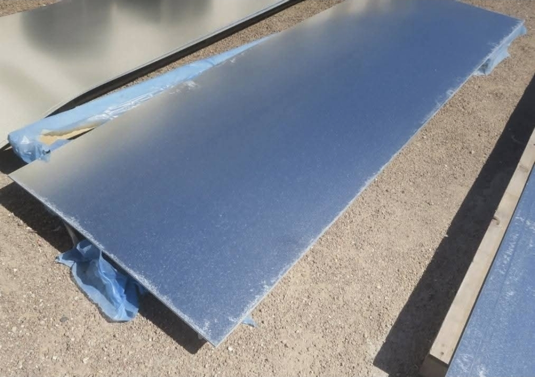 30 plaques de tôle galvanisée à vendre