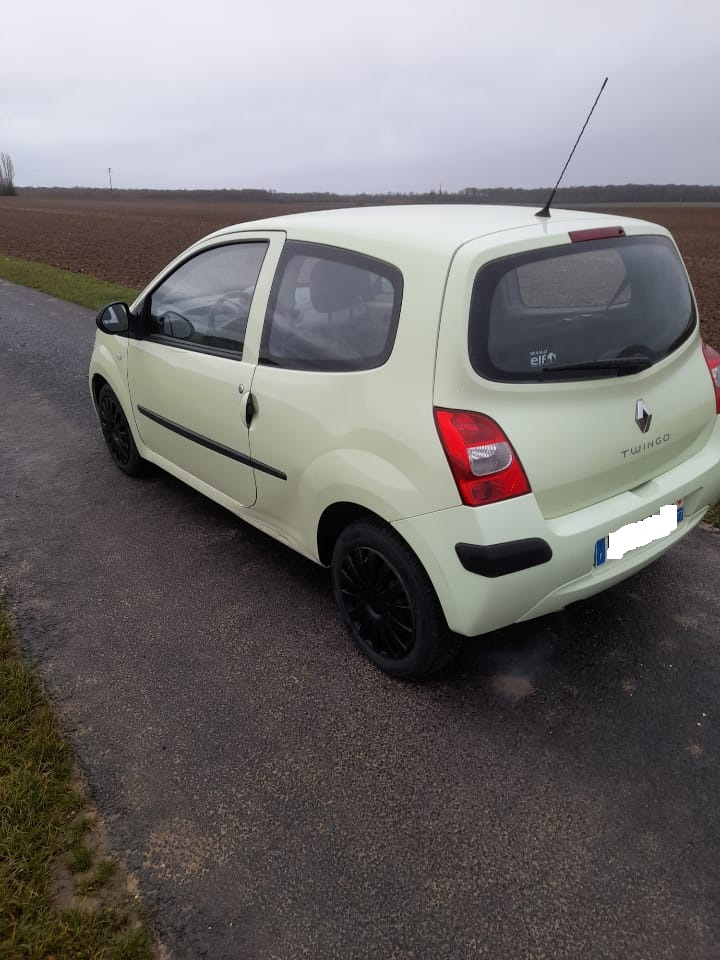 Renault Twingo 2 1.2 60cv - Miniature 3