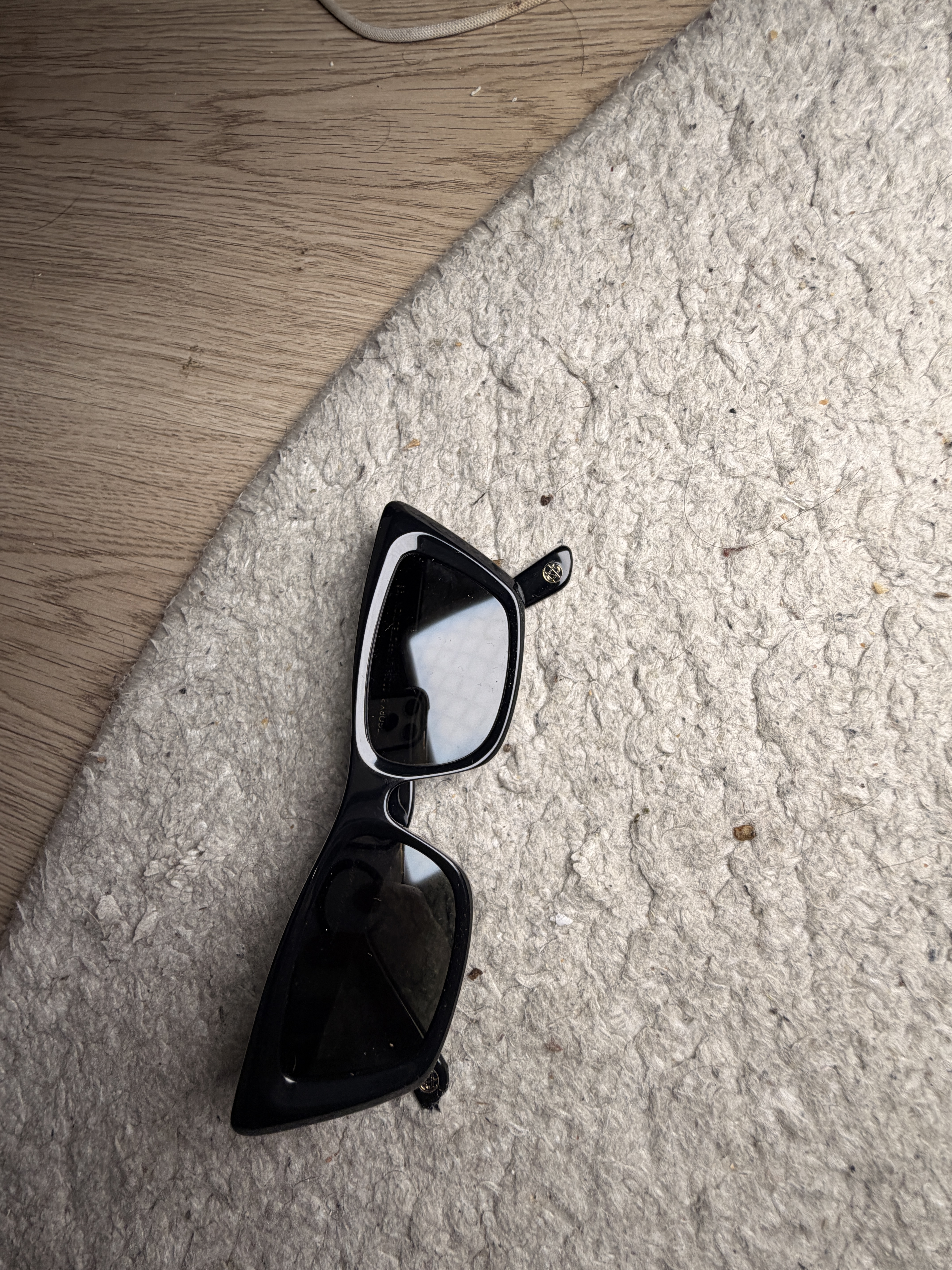 Lunettes de soleil femme élégantes
