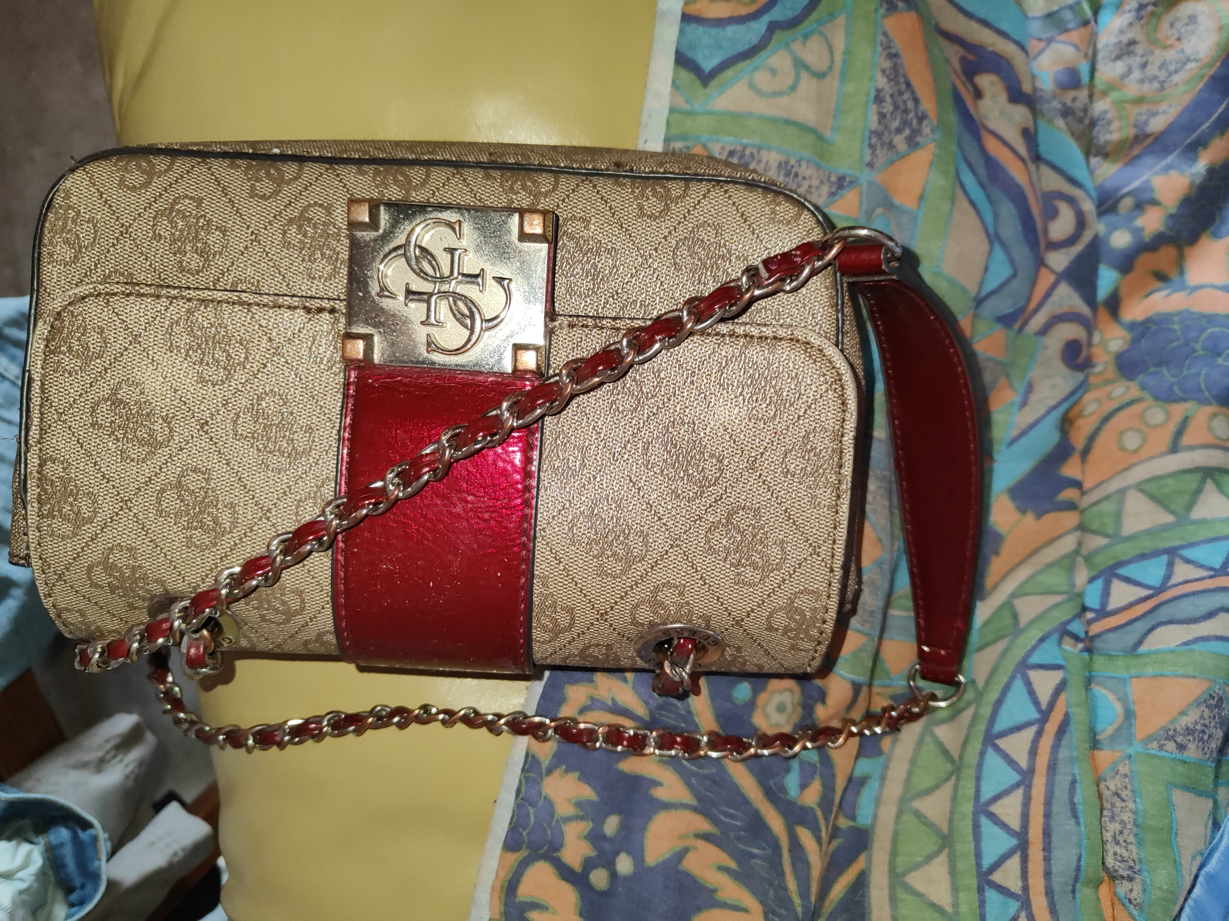 Sac  a main Guess