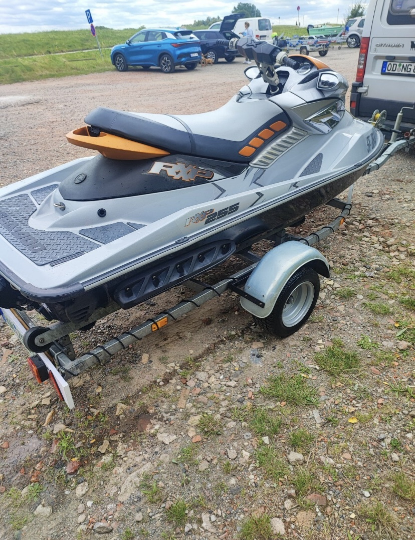Jet ski seadoo à vendre - Miniature 3