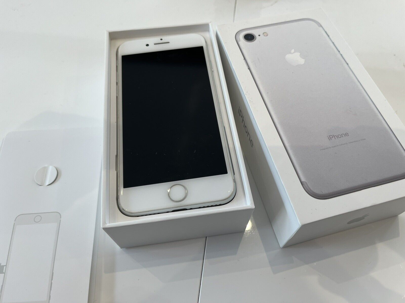 Neuf Apple iPhone 7 32 Go Or Rose 4g