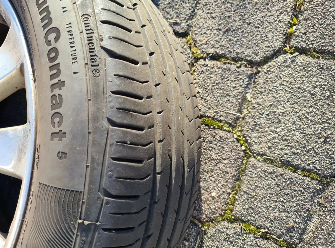 4 pneumatiques, Continental 205/55 R16 - Miniature 5