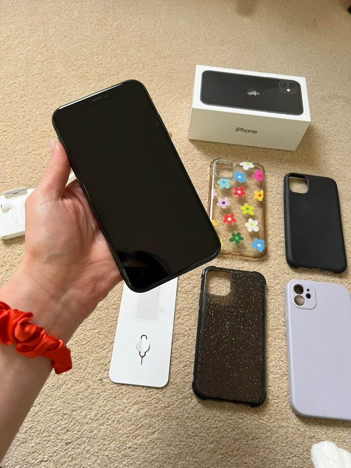 iPhone 11 /64 Go