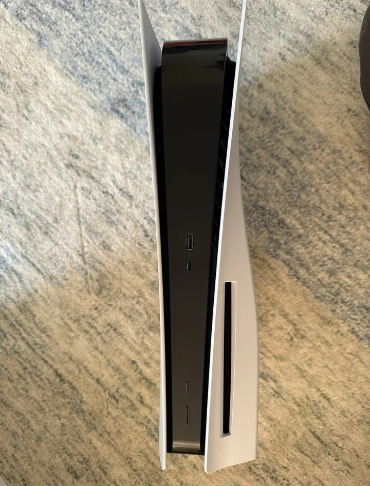 Pack Sony PS5 Blu-Ray Edition Console Horizon Forbidden West - Blanc SANS CODE. - Miniature 2
