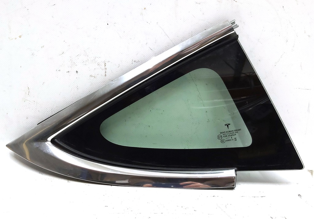 Verre de garde-boue arrière droit (fenêtre) avec chrome Tesla3
1080706-00-H z-Uc