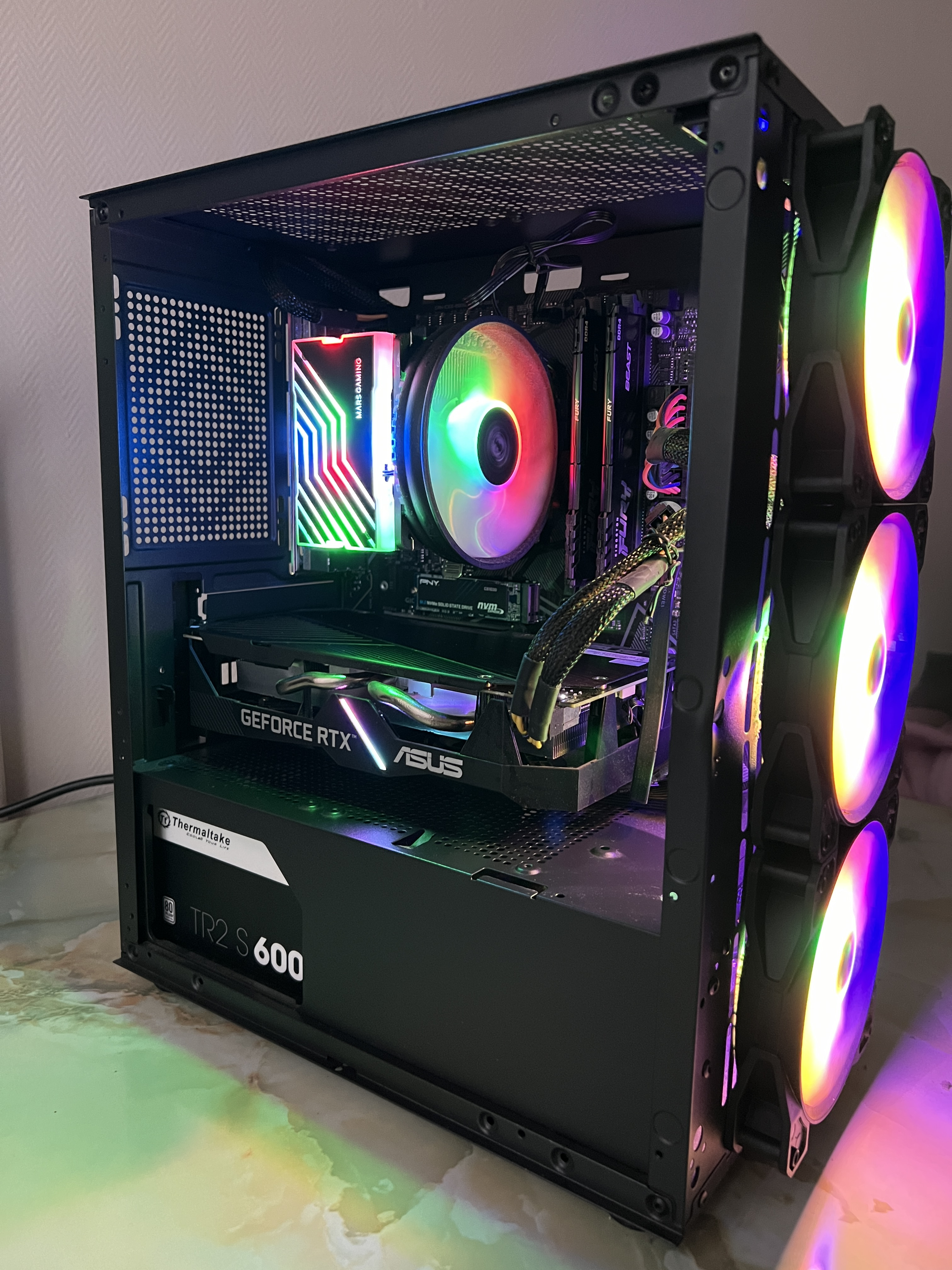 PC Gamer Haute Performance avec RTX 2060 et Ryzen 5 - Miniature 2