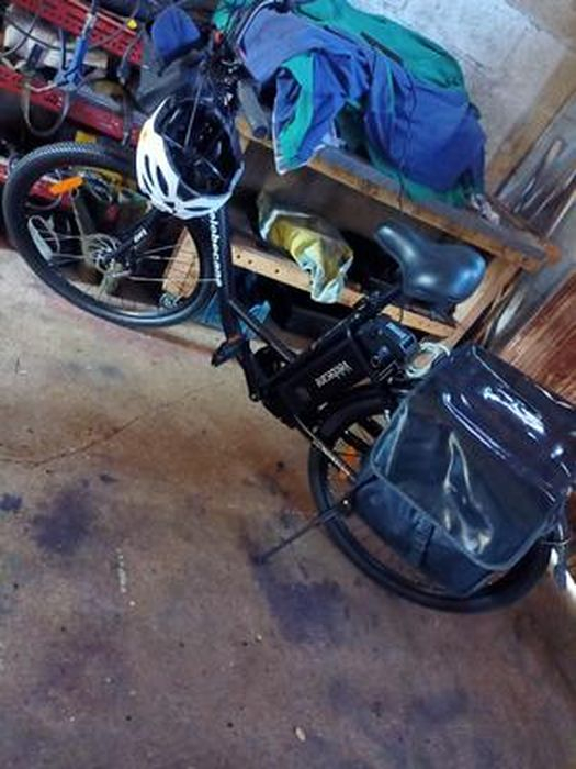Je vends mon vélo électrique 26' VELOBECANE-7 vitesses-Freins à
disque