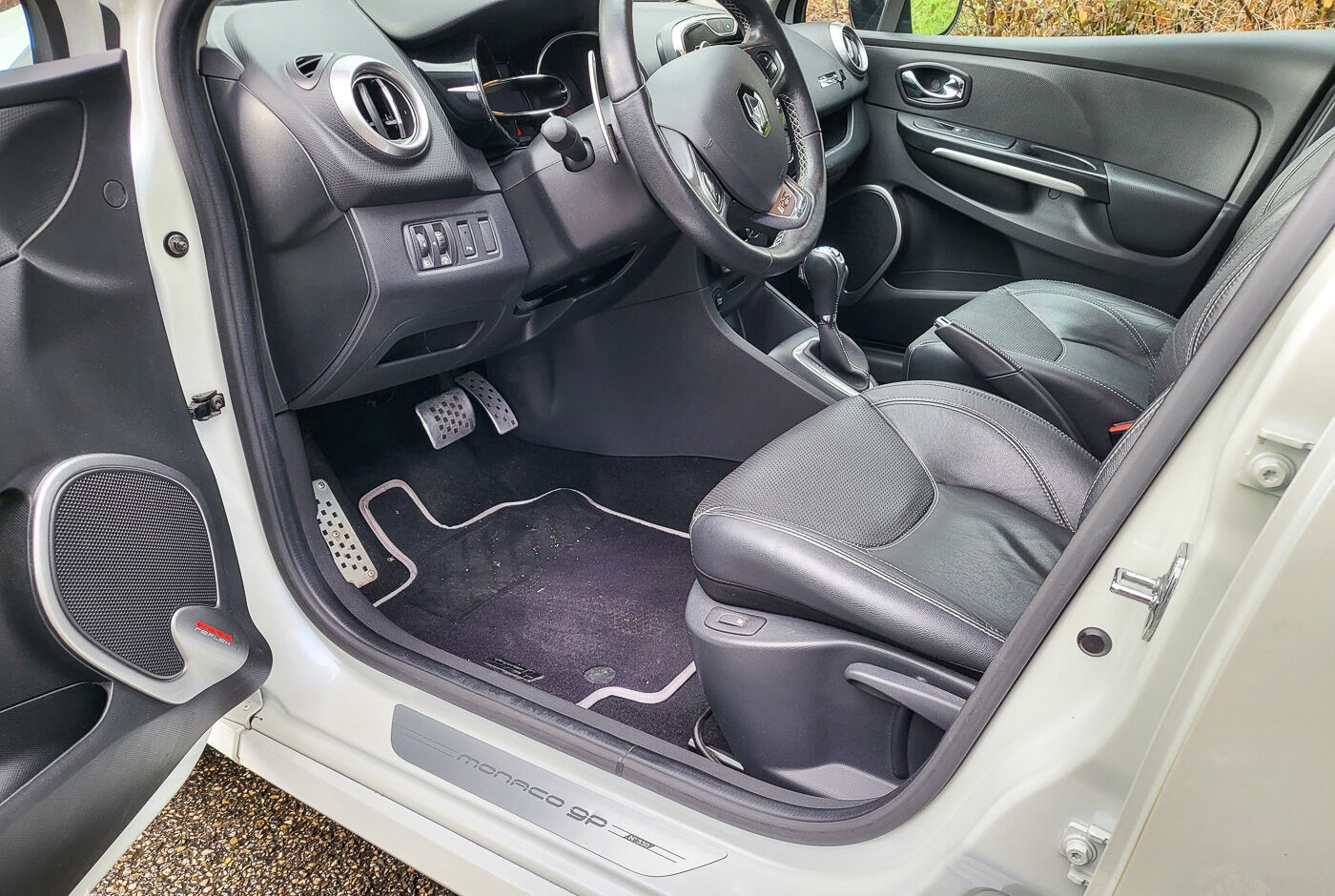 Renault Clio 1.5 dCi 90ch Eco2 INTENS