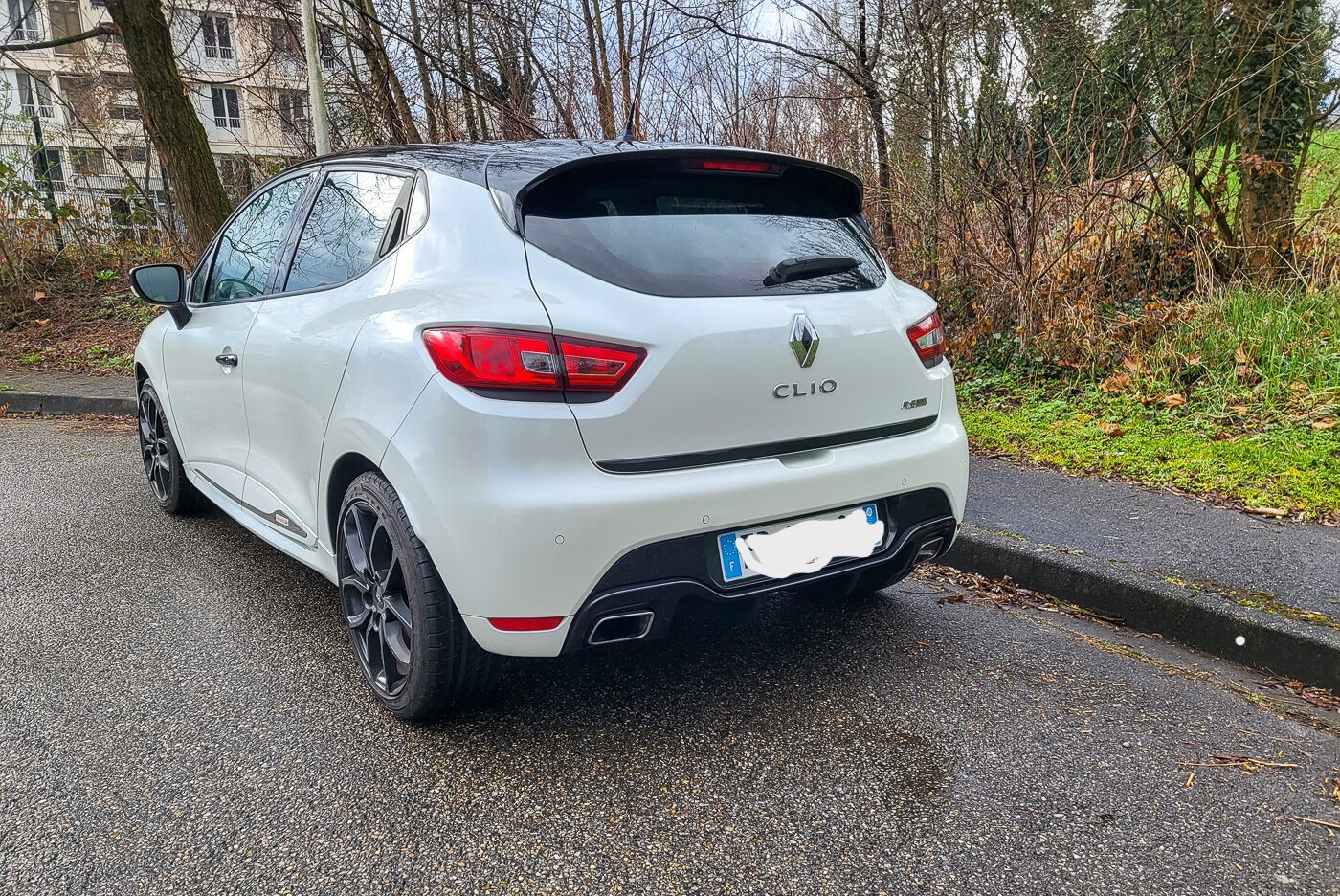 Renault Clio 1.5 dCi 90ch Eco2 INTENS - Miniature 3