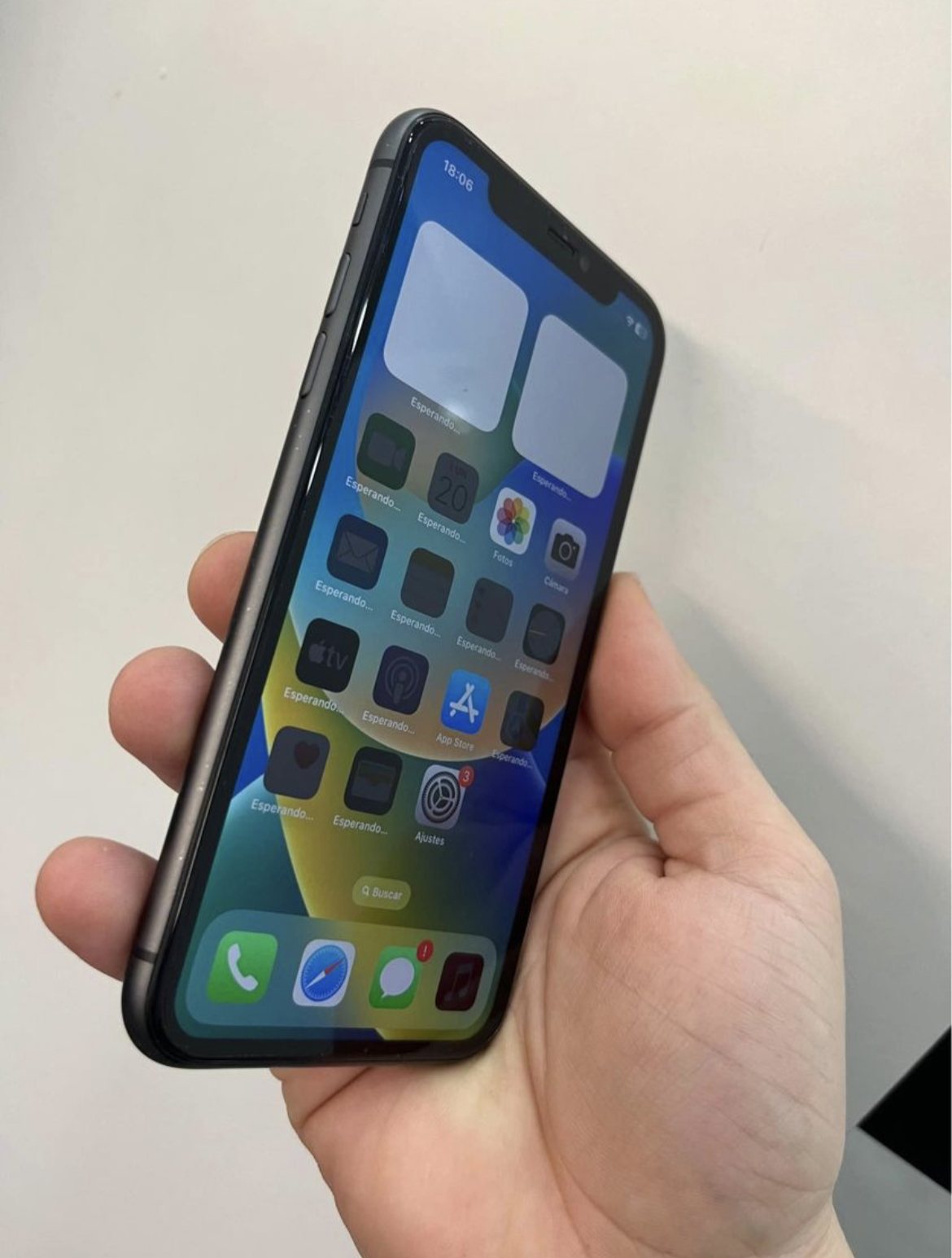 iPhone 11 en bon état ✨