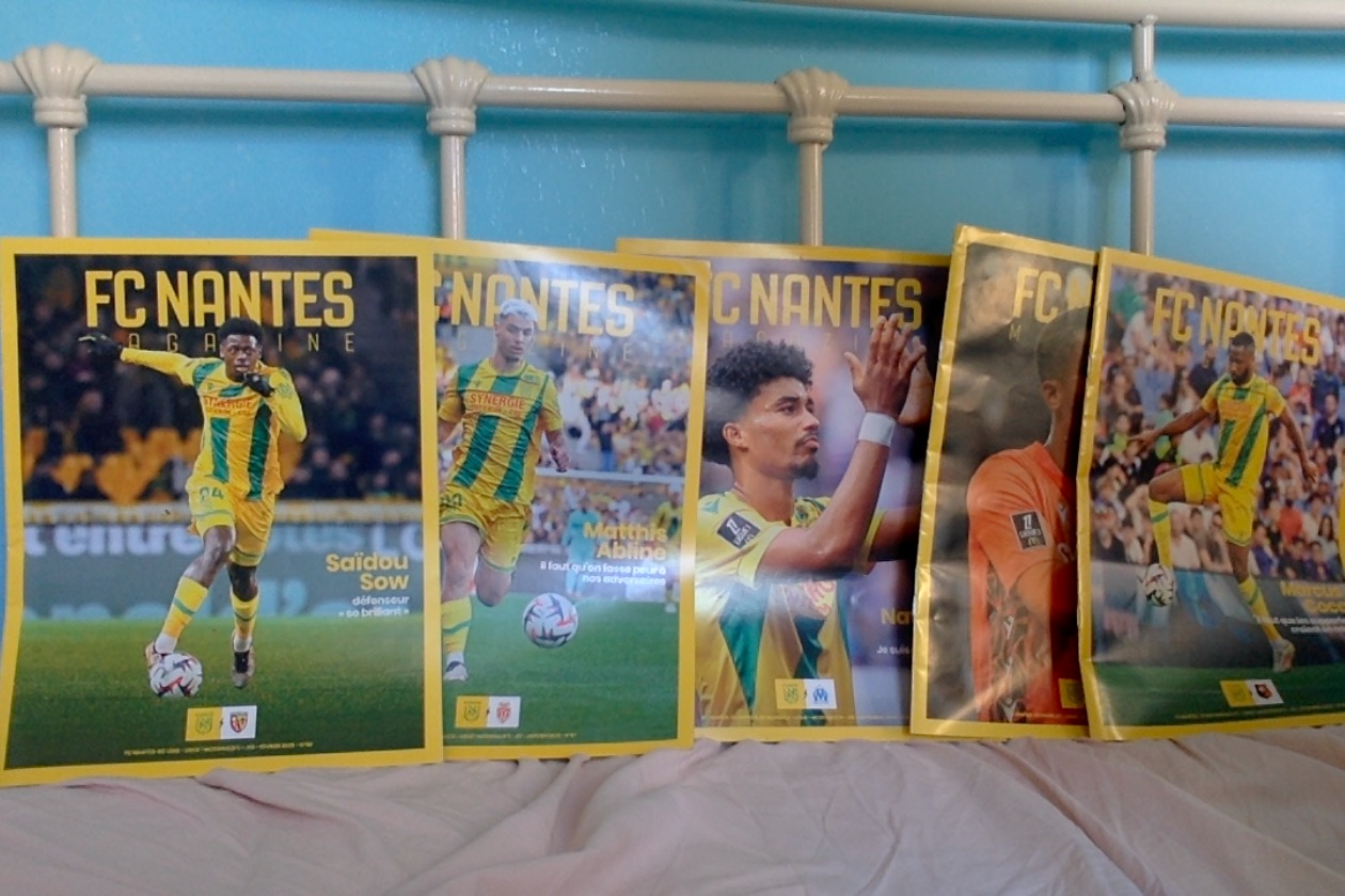 Vends 5 magazines FC NANTES