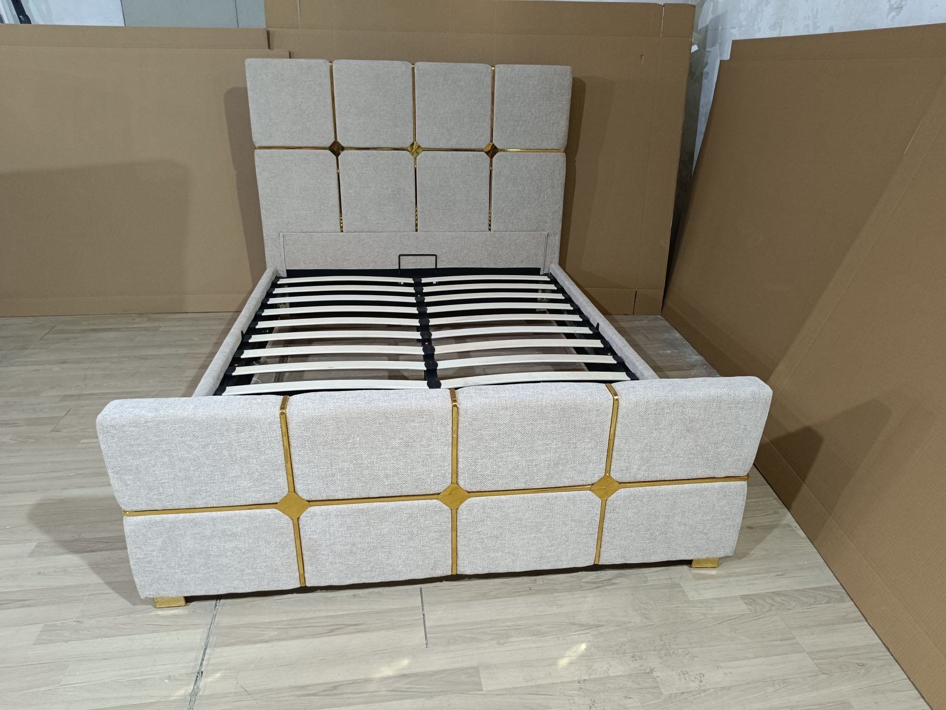 Vente de Mobilier d'Intérieur en Excellent État - Miniature 5