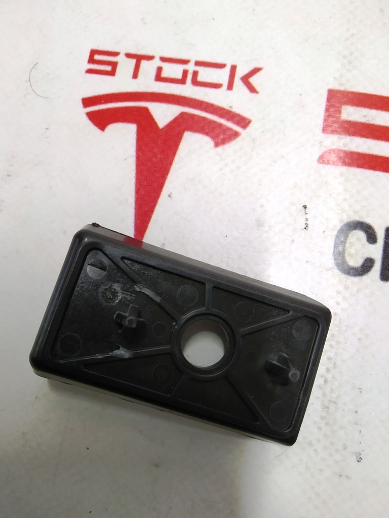 Support d'étrier de coffre Tesla modèle X 1059699-00-C