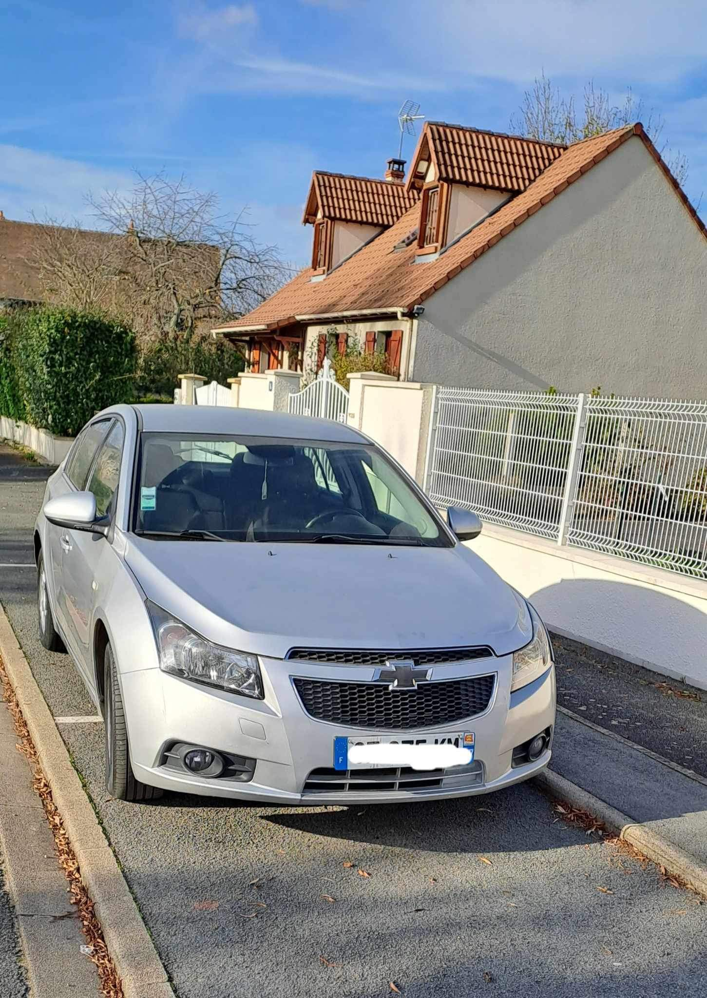 Chevrolet Cruze 2012 - Miniature 2