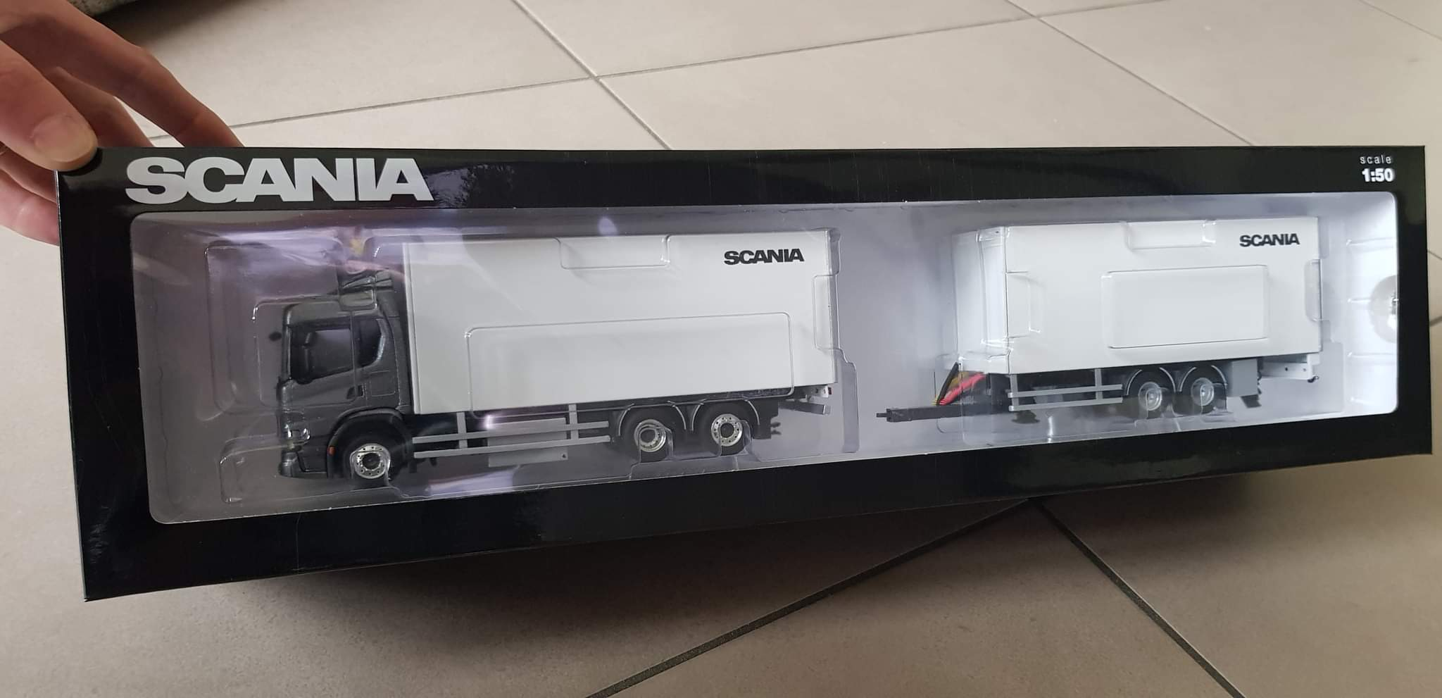 Camion miniature Scania G410 echelle 1:50 - Miniature 3