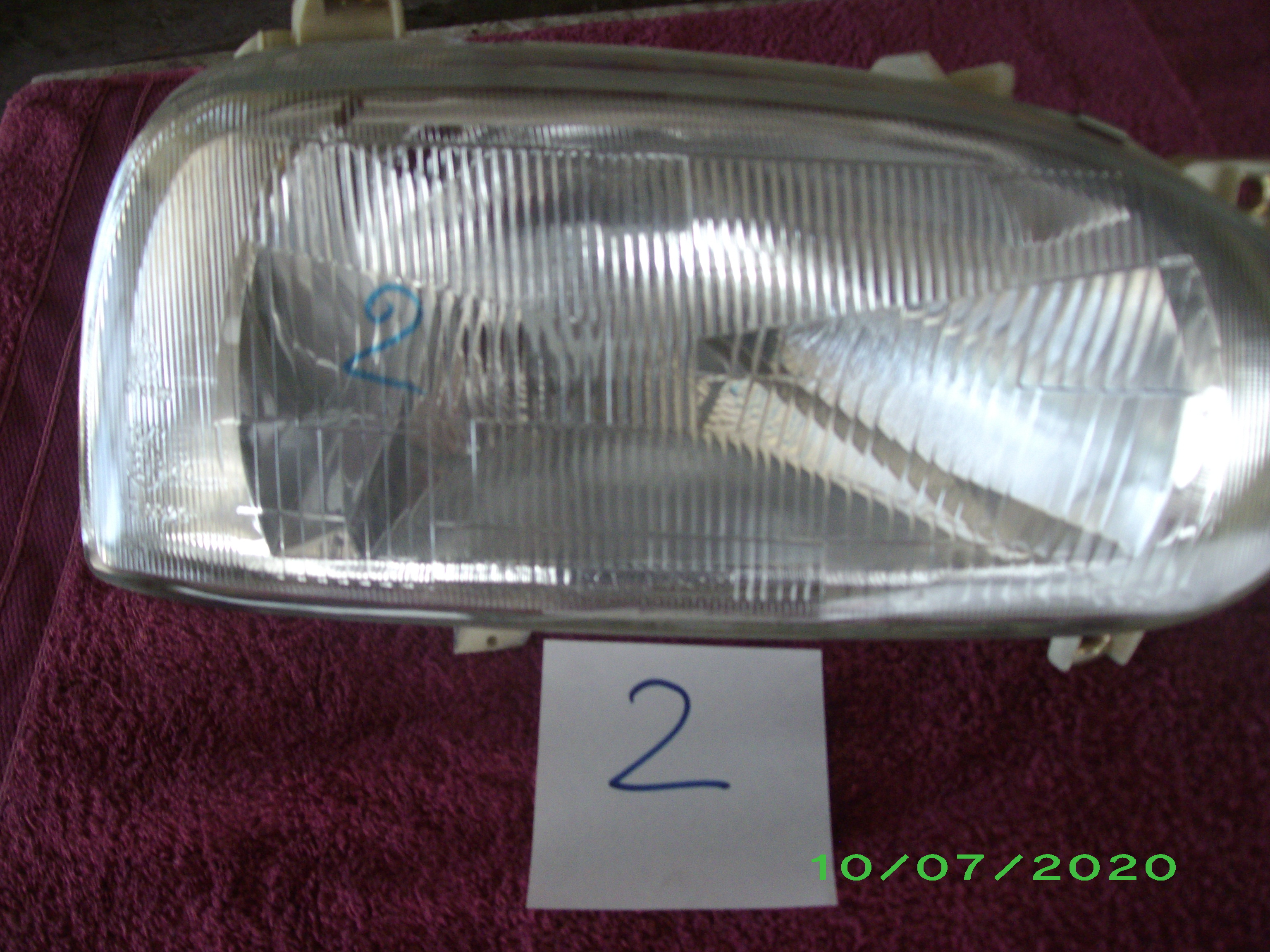 Volkswagen Golf 3 phare AV