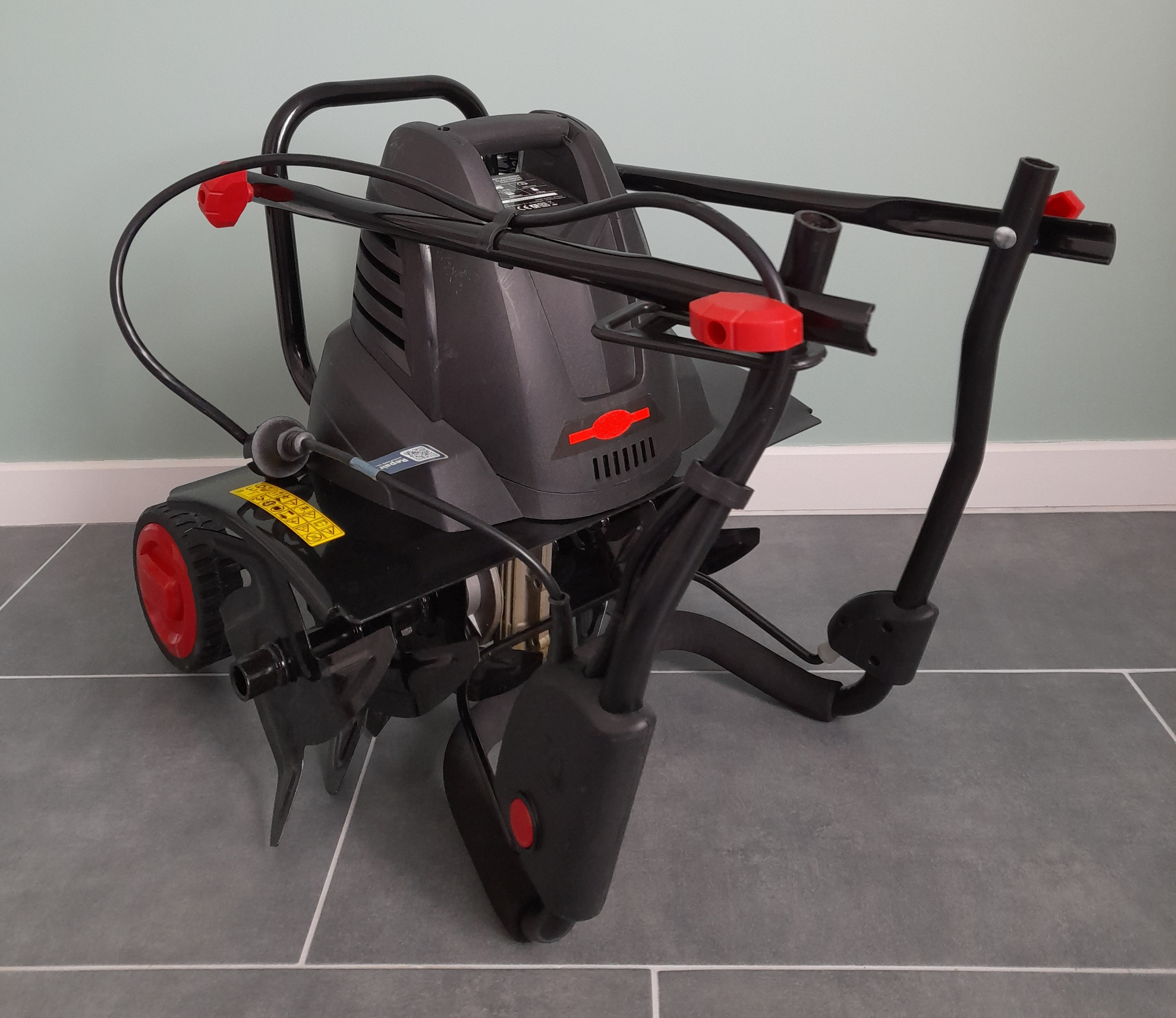 Location motobineuse électrique 1500W