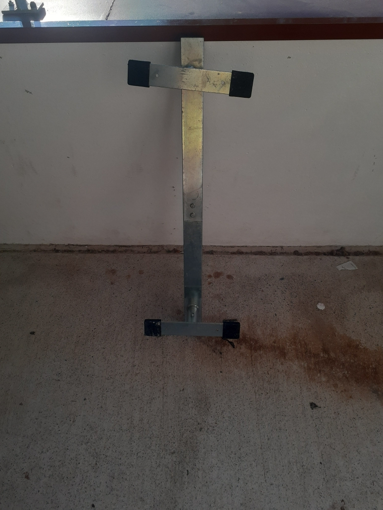 je vends une bar pour skate comme neuf jamais servi