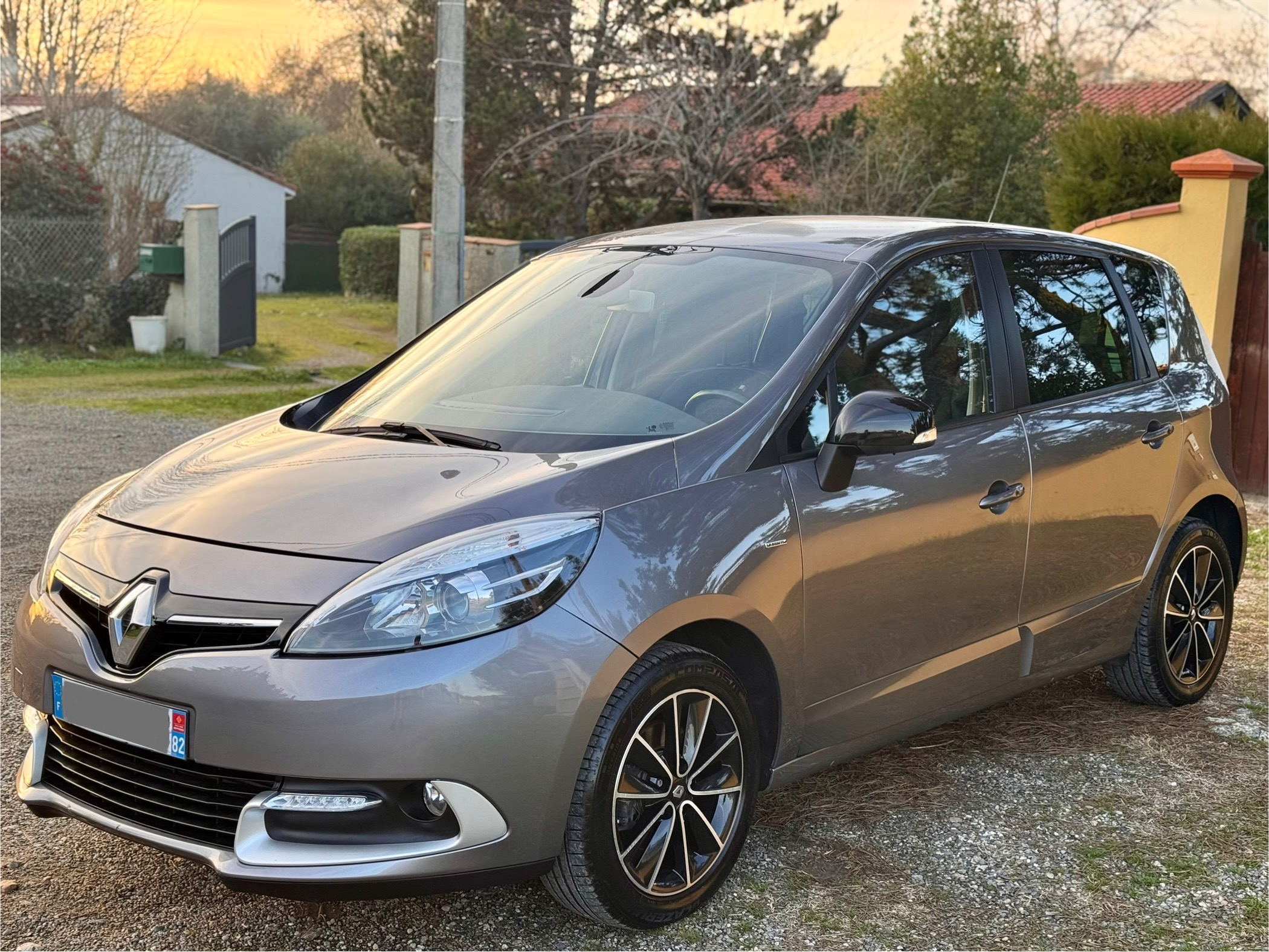 Renault Scenic 1.2i 130ch Édition LIMITED à vendre