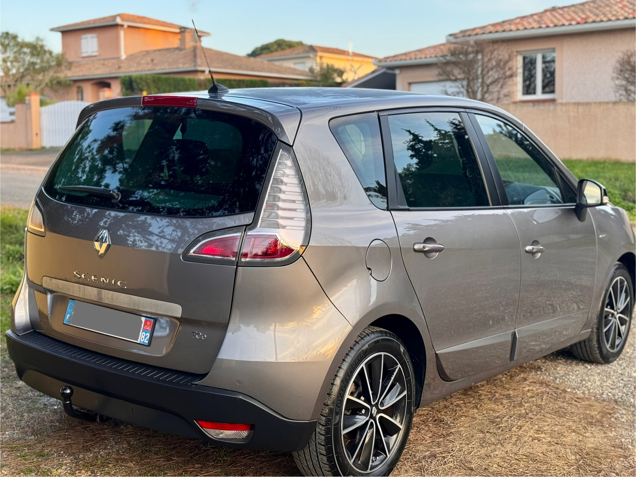Renault Scenic 1.2i 130ch Édition LIMITED à vendre - Miniature 4