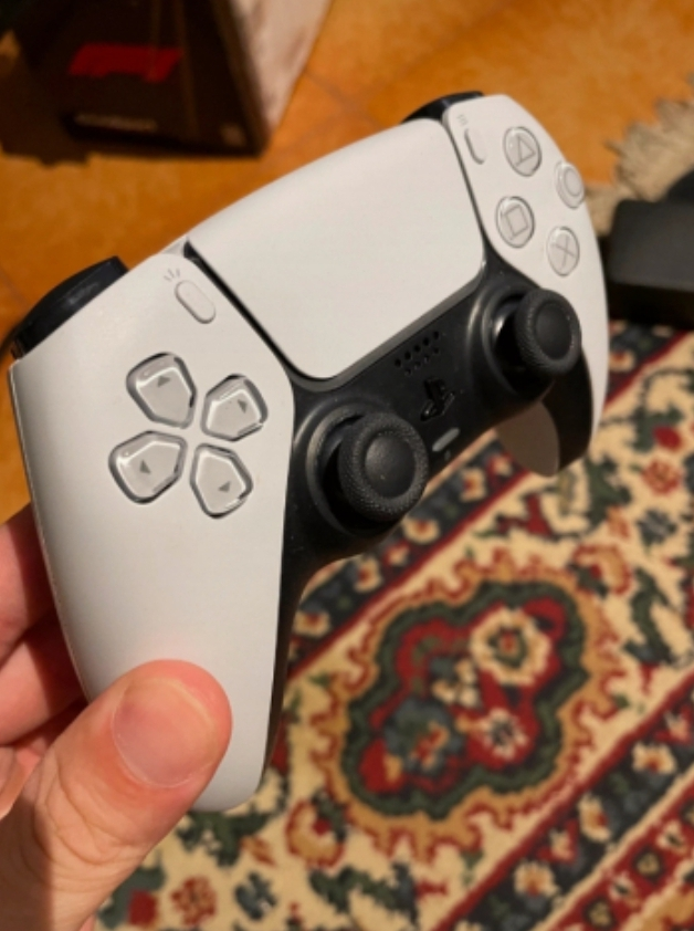 PlayStation 5 - Miniature 2