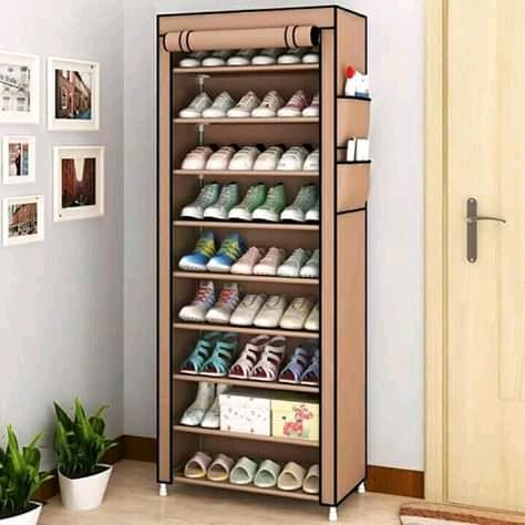 Porte chaussures en tissu.