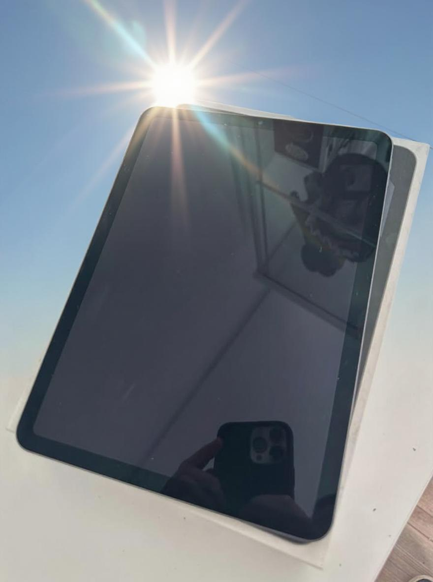 IPad Air débloqué Tout Opérateur - Miniature 2