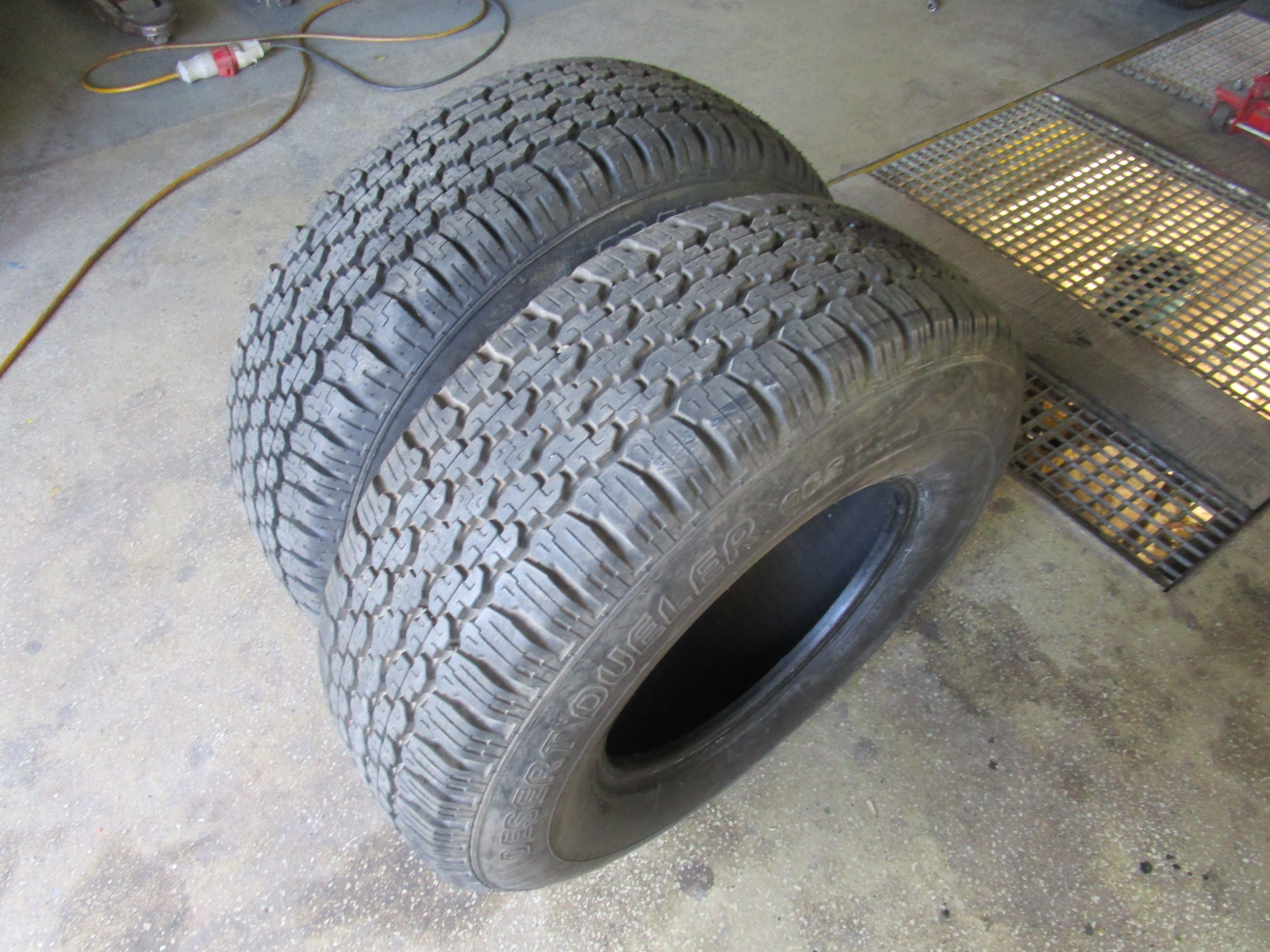 Bridgestone Dueler Desert - Miniature 2
