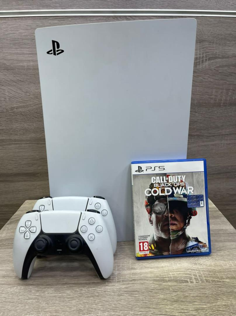 PS5 tout disponible cin