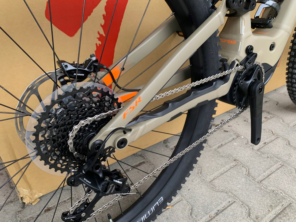 Specialized turbo levo comp 2020