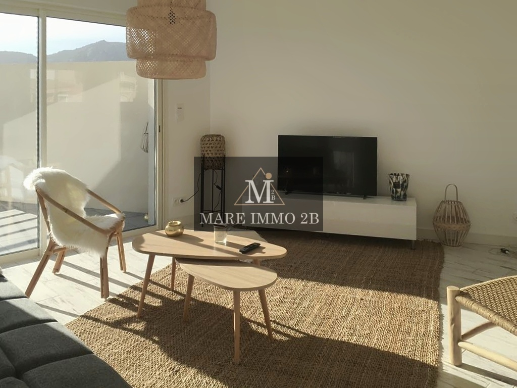 2 PIECES AVEC TERRASSE - Miniature 3