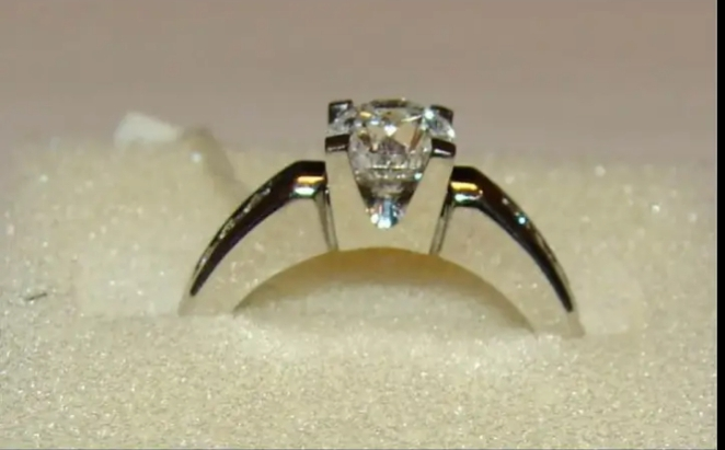 Bague diamant
