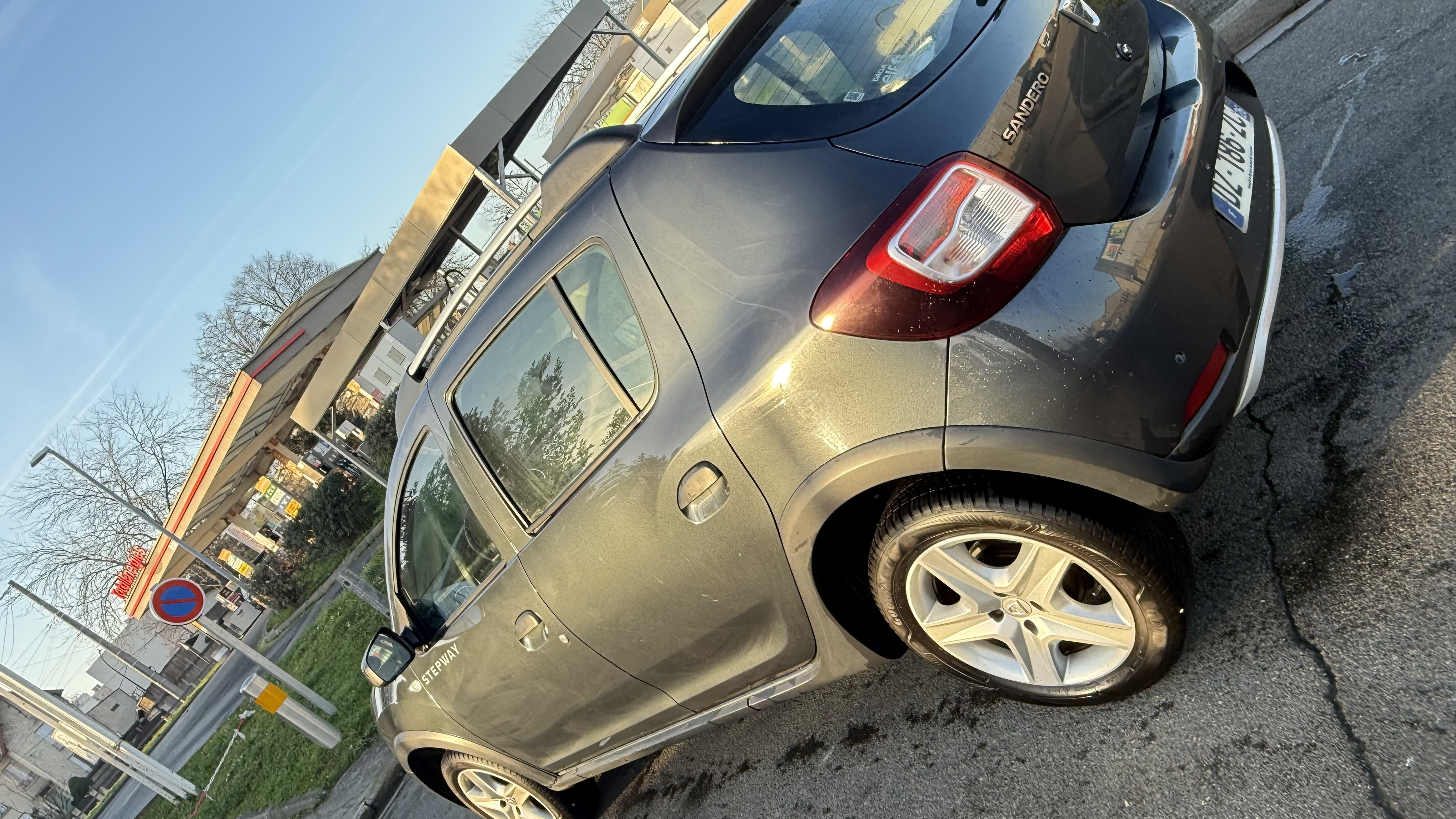 sandero  tce 90 E6 stepway prestige 2016  / 18800KM