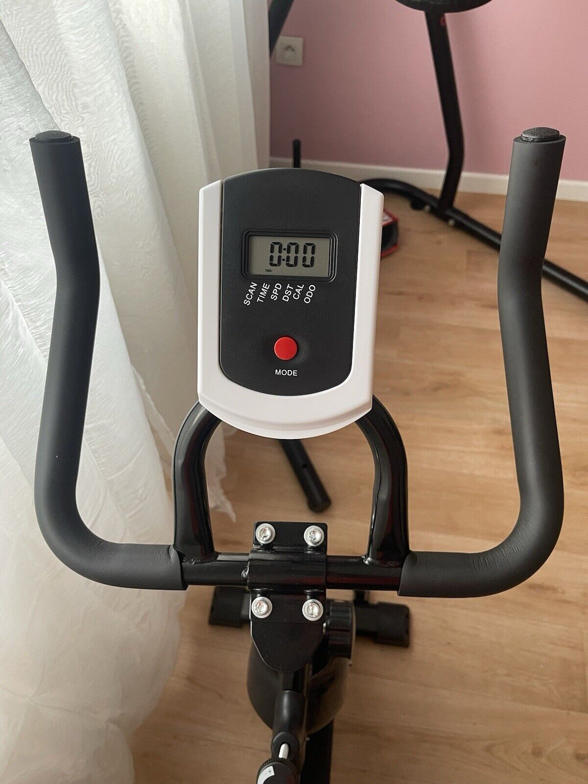 Vélo d'appartement -NOIR/ROUGE